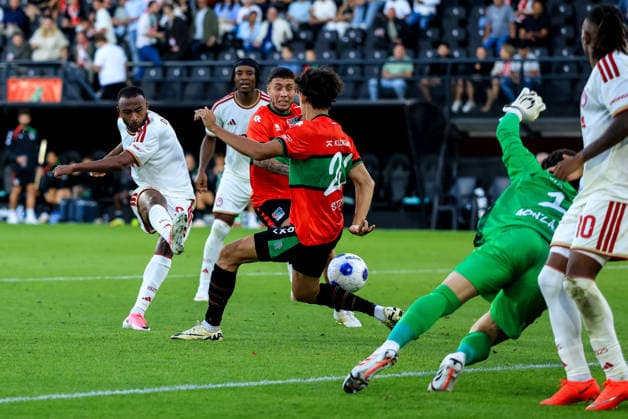 NIJMEGEN, NETHERLANDS - AUGUST 11: Ayoub El Kaabi of Olympiacos shoots to score his team s first goal during the UEFA Champions League 2026 27 third qualifying round second leg match between NEC Nijmegen and Olympiacos at the Goffertstadion on August 11, 2026 in Nijmegen, Netherlands.  Copyright: xRenexNijhuis MBxMediax