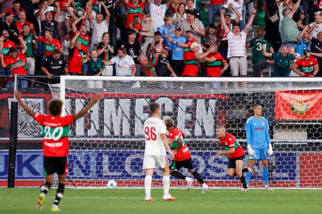 2026-08-11 NEC Nijmegen v Olympiacos - Champions League qualifying phase NIJMEGEN, NETHERLANDS - AUGUST 11: Noe Lebreton of NEC Nijmegen, Christos Mouzakitis of Olympiakos Piraeus, Bryan Linssen of NEC Nijmegen celebrates after scoring his teams first goal (1-1), gk Balsa Popovic of Olympiakos Piraeus during the Champions League qualifying phase match between NEC Nijmegen and Olympiacos at Goffertstadion on August 11, 2026 in Nijmegen, Netherlands. Nijmegen Goffertstadion Netherlands Content not available for redistribution in The Netherlands directly or indirectly through any third parties. Copyright: xBenxGalx