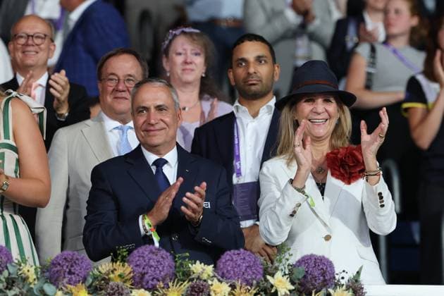 v.l. Präsident des Weltreiterverbandes FEI ist der Belgier Ingmar De Vos, ältere Schwester von König Felipe VI. von Spanien Infantin Elena, Eröffnungsfeier , Opening ceremony , AACHEN - FEI World Championships 2026, Weltfest des Pferdesports, Reitsport Weltmeisterschaft 2026, Aachen 2026, Welcome Home 2026, Aachener Soers, 11. bis 23. August 2026, Reitsport, 11.08.2026, Aachen Aachener Soers Deutschland *** From left: Ingmar De Vos of Belgium, President of the International Equestrian Federation (FEI); Infanta Elena, the older sister of King Felipe VI of Spain; Opening Ceremony; AACHEN FEI World Championships 2026; World Festival of Equestrian Sports; 2026 Equestrian World Championships; Aachen 2026, Welcome Home 2026, Aachen Soers, August 11–23, 2026, Equestrian Sports, August 11, 2026, Aachen Soers, Germany