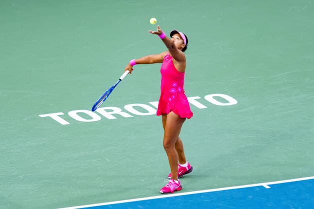 TORONTO, ON - AUGUST 11: Naomi Osaka of Japan serves the ball during her Quarter-final match of the WTA, Tennis Damen National Bank Open tournament on August 10, 2026 at Sobeys Stadium in Toronto, ON, Canada (Photo by Julian Avram Icon Sportswire) TENNIS: AUG 11 National Bank Open EDITORIAL USE ONLY Icon2608110013