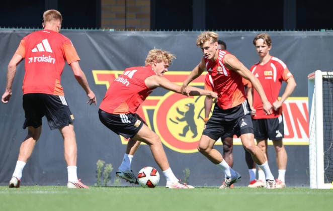 Zeno Van Den Bosch, Tom Rothe, Aljoscha Kemlein Zweikampf Spielszene Aktion Fußball Fussball Training Bundesliga Herren DFL Saison 2026 2027 12.08.2026 1.FC Union Berlin FCU DFL regulations prohibit any use of photographs as image sequences and or quasi-video. *** Zeno Van Den Bosch, Tom Rothe, Aljoscha Kemlein, one-on-one, game scene, action, sports, soccer, soccer training, Bundesliga, men s, DFL, 2026–2027 season, December 8, 2026, 1. FC Union Berlin (FCU). DFL regulations prohibit any use of photographs as image sequences and or quasi-video.