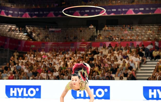 12.08.2026, xhbx, Rhythmische Sportgymnastik Weltmeisterschaft 2026, v.l. Rin Keys (USA) Reifenübung (DFL DFB REGULATIONS PROHIBIT ANY USE OF PHOTOGRAPHS as IMAGE SEQUENCES and or QUASI-VIDEO) Frankfurt am Main *** August 12, 2026, xhbx, 2026 Rhythmic Gymnastics World Championships, from left: Rin Keys (USA), hoop routine. DFL and DFB regulations prohibit any use of photographs as image sequences and or quasi-video. Frankfurt am Main