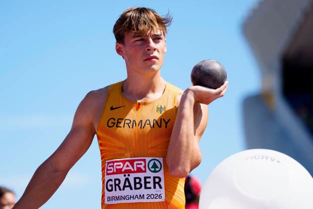 BIRMINGHAM, GREAT BRITAIN - AUGUST 12, 2026 : Amadeus GRÄBER (GER Germany) competing in the shot put in the decathlon during the European Athletics Championships at Alexander Stadium on August 12, 2026 in Birmingham, Great Britain. Great Britain Copyright: xLeahxKohringx