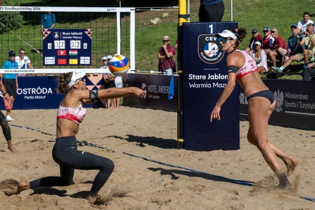STARE JABLONKI, POLEN - AUGUST 12: Leona Kernen (Player 2, SUI), Joana Mäder (Player 1, SUI) during the European Championships Beach volleyball, Beachvolleyball at Stare Jablonki on August 12, 2026 in Stare Jablonki, Polen. Polen Copyright: xPeterxWeberx
