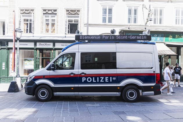 Police car at Paris Saint-Germain fanzone prior to the UEFA Super Cup Final match between Paris Saint-Germain and Aston Villa at Red Bull Arena, Salzburg, Wals-Siezenheim on August 12th,2026 (Photo by Joao Bravo Sports Press Photo)  Copyright: xJoaoxBravo SportsxPressxPhotox Sportspressphoto_SPR204587