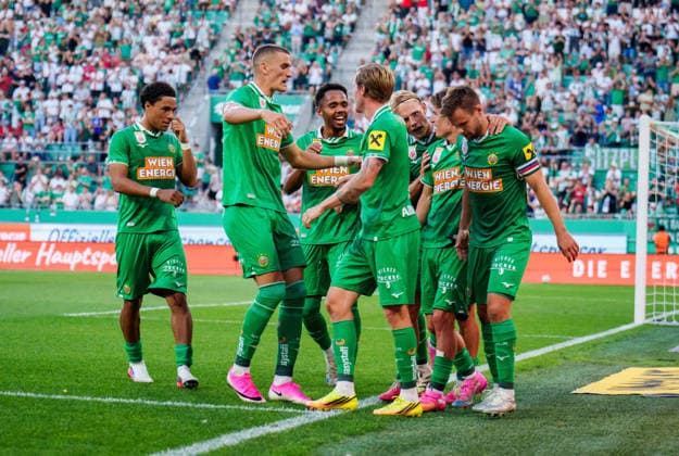 SOCCER - UEFA ECL, Rapid vs Paide VIENNA,AUSTRIA,12.AUG.26 - SOCCER - UEFA Conference League, qualification, SK Rapid Wien vs Paide Linnameeskond. Image shows the rejoicing of Rapid.  GEPAxpictures xEdgarxEisner