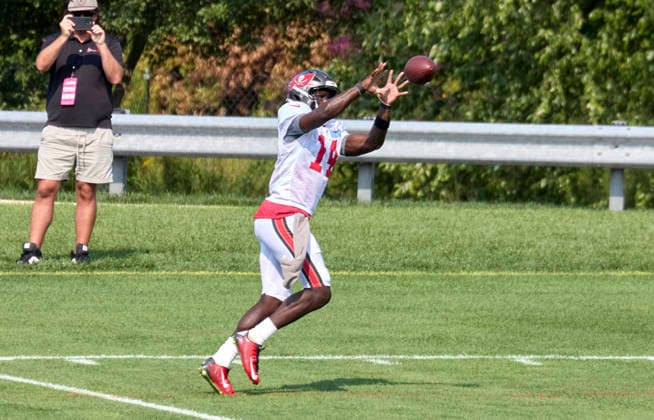 Tampa Bay Buccaneers wide receiver Chris Godwin Jr. (14) participate during a joint practice with the New York Jets during training camp at the Atlantic Health Jets Training Center, Florham Park, New Jersey. CSM Florham Park United States - ZUMAc04_ 20260812_zma_c04_013 Copyright: xDuncanxWilliamsx
