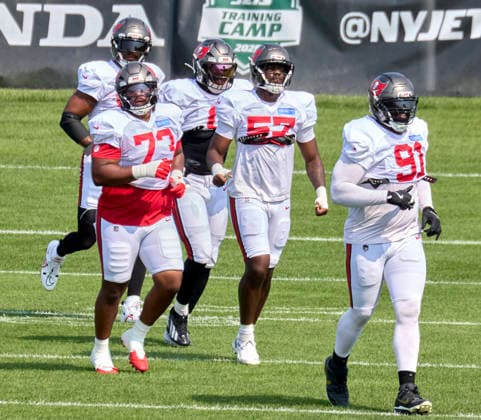The Tampa Bay Buccaneers participate during a joint practice with the New York Jets during training camp at the Atlantic Health Jets Training Center, Florham Park, New Jersey. CSM Florham Park United States - ZUMAc04_ 20260812_zma_c04_042 Copyright: xDuncanxWilliamsx