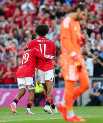 Manchester United, ManU vs Leeds United, Croke Park, Dublin 12 8 2026 Manchester United™s Joshua Zirkzee celebrates scoring a goal with Bryan Mbeumo Joshua Zirkzee celebrates scoring a goal with Bryan Mbeumo 12 8 2026  Copyright: xx RB1_2450