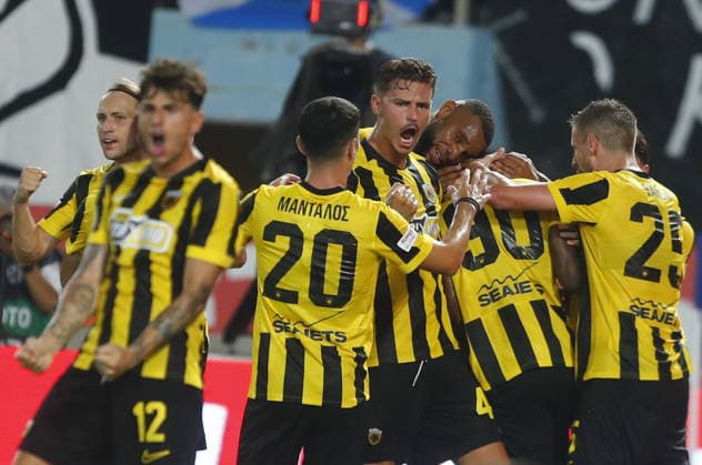 SuperCup, AEK Athens vs OFI Creta - Players of AEK Athens celebrate during the Supercup Greece match between AEK Athens vs OFI Creta held at at Pankritio Stadium in Heraklion, Greece, 12 Augustl 2026. IMAGO ONE INCH PRODUCTIONS Heraklion Greece Copyright: xOnexInchxProductionsx 7056725