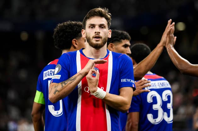Paris Saint-Germain FC v Aston Villa FC - UEFA Super Cup 2026 Khvicha Kvaratskhelia of Paris Saint-Germain FC celebrates after scoring the opening goal during the UEFA Super Cup 2026 football match between Paris Saint-Germain FC and Aston Villa FC. Salzburg Austria Copyright: xNicolòxCampox