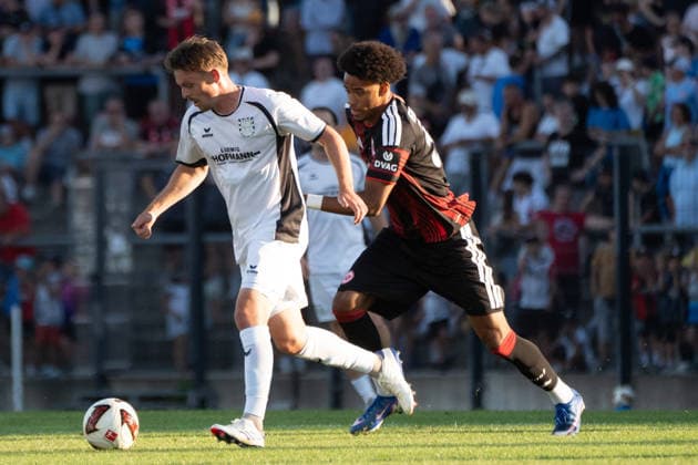 12.08.2026, xhfmx, Fussball Testspiel, FSV Frankfurt - Eintracht Frankfurt v.l. Nick Doktorczyk (FSV Frankfurt, Malik Pimpong (Eintracht Frankfurt, 35) (DFL DFB REGULATIONS PROHIBIT ANY USE OF PHOTOGRAPHS as IMAGE SEQUENCES and or QUASI-VIDEO) Frankfurt am Main *** August 12, 2026, xhfmx, Soccer Friendly Match, FSV Frankfurt vs. Eintracht Frankfurt: Nick Doktorczyk (FSV Frankfurt), Malik Pimpong (Eintracht Frankfurt), 35 DFL DFB REGULATIONS PROHIBIT ANY USE OF PHOTOGRAPHS AS IMAGE SEQUENCES AND OR QUASI-VIDEO Frankfurt am Main