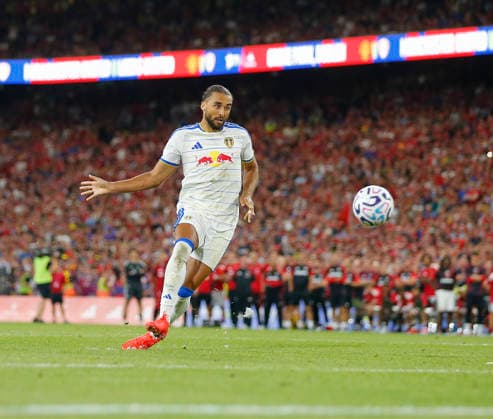 RECORD DATE NOT STATED 12th August 2026; Croke Park, Dublin, Ireland; Friendly Football, Manchester United, ManU versus Leeds United; Dominic Calvert-Lewin of Leeds United takes a shot during the penalty shootout PeterxFitzpatrick