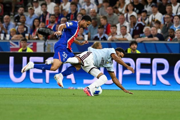 20260812 Paris Saint-Germain v Aston Villa - UEFA Super Cup Final 2026 SALZBURG, AUSTRIA - AUGUST 12: Warren Zaire-Emery of PSG and George Hemmings of Aston Villa during the UEFA Super Cup Final 2026 match between Paris Saint-Germain and Aston Villa at Stadion Salzburg on August 12, 2026 in Salzburg, Austria. Salzburg Stadion Salzburg Salzburg Austria *** 20260812 Paris Saint-Germain vs. Aston Villa, 2026 UEFA Super Cup Final, SALZBURG, AUSTRIA AUGUST 12 Warren Zaire Emery of PSG and George Hemmings of Aston Villa during the 2026 UEFA Super Cup Final match between Paris Saint-Germain and Aston Villa at Stadion Salzburg on August 12, 2026, in Salzburg, Austria Salzburg Stadion Salzburg Salzburg Austria