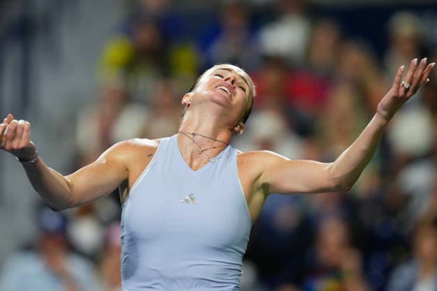 August 12, 2026, Toronto, On, CAN: Ukraine s Elina Svitolina reacts during her 3-6 6-1 3-6 loss to Poland s Iga Swiatek during National Bank Open tennis action in Toronto on Wednesday, August 12, 2026. Canada News - August 12, 2026  - ZUMAc35_ 20260812_zaf_c35_130 Copyright: xChrisxYoungx