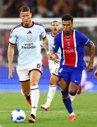 Ross Barkley of Aston Villa. Paris St Germain v Aston Villa, UEFA Super Cup Final, Football, Red Bull Arena, Salzburg, Austria - 12 Aug 2026Salzburg Red Bull Arena, Austria  Copyright: xJamesxMarsh Shutterstockx 17064758gx