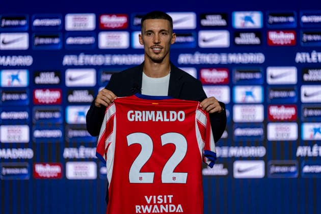 Football, Spain: Atlético Madrid present new signing Alejandro Grimaldo
