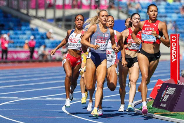 27th European Athletics Championships - Birmingham 2026: Day Four Jemma Reekie of Great Britain and Audrey Werro of Switzerland lead the pack at the half-way mark during the Women s 800m event Semi-final 1 on Day Four of the 2026 European Athletics Championships at the Alexander Stadium in Perry Bar, Birmingham, England. Perry Bar Birmingham United Kingdom  Copyright: xMIxNewsx originalFilename:fletcher-european260813_npdNe.jpg