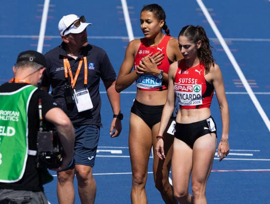 UK: 27th European Athletics Championships - Birmingham 2026:, 13 August 2026 BIRMINGHAM, ENGLAND: August 13: Audrey WERRO of Switzerland After falling heavily on the final bend of the first Semi Final of the Women™s 800m during day four of the 27th European Athletics Championships at Alexander Stadium on August 13 2026 Photo by Ben Booth SportPix SIPA USA Birmingham Alexander Stadium West Midlands England Copyright: xBenxBoothx