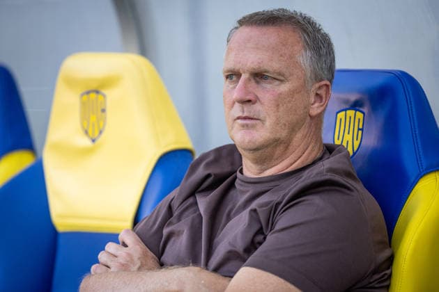 DAC DUNAJSKA STREDA - TWENTE Head coach of Twente John Van Den Brom during the second leg of third qualifying round of UEFA Conference league football match between DAC Dunajska Streda and Twente at the DAC Arena MOL Arena. Dunajska Streda, Slovakia, August 13, 2026. Photo by Branislav Racko Copyright: xx 080A6429