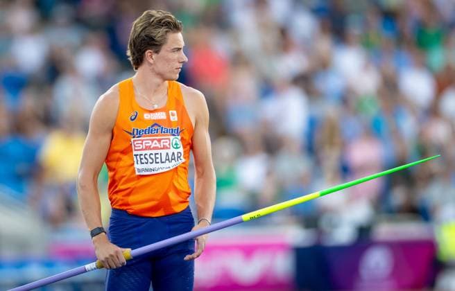BIRMINGHAM - Jeff Tesselaar in action in the javelin throw of the decathlon during the fourth day of the European Athletics Championships. IRIS VAN DEN BROEK ANP xVIxANPxSportx xxANPxIVx 565405912 originalFilename: 565405912.jpg