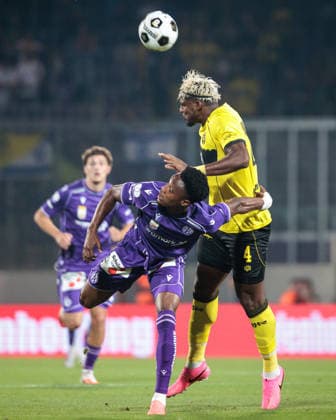 SOCCER - UEFA ECL, A.Wien vs Beita VIENNA,AUSTRIA,13.AUG.26 - SOCCER - UEFA Conference League, qualification, FK Austria Wien vs Beitar Jerusalem. Image shows Kelvin Boateng (A.Wien) and Brayan Carabali (Beitar).  GEPAxpictures xArminxRauthner