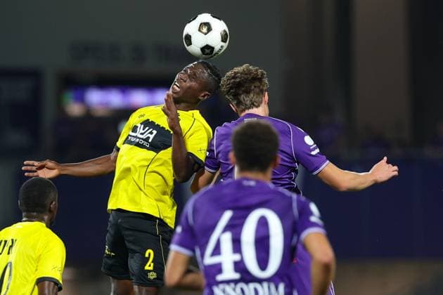 13.August.2026 - SOCCER - 2026 27 UEFA Conference League, Third Qualifying Round, 2nd Leg, FK Austria Wien vs Beitar Jerusalem Nana Antwi (Beitar Jerusalem) and Philipp Maybach (Austria Wien) in aerial duel Vienna Franz-Horr-Stadion (Generali-Arena) Vienna Austria Copyright: xYigitxOermex xPsxImagesxYigitxOermex xPsxImagesx