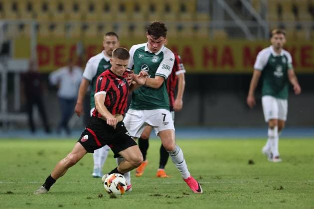 Drilon Islami of KF Shkendija and Owen Elding of Hibernian Shkendija v Hibernian, UEFA Conference League, 3rd Qualifying Round, Second Leg, Football, Nacionalna Arena Toe Proeski, Skopje, North Macedonia - 13 Aug 2026Skopje Nacionalna Arena Tose Proeski United Kingdom  Copyright: xNikolaxKrstic Shutterstockx 17069367am