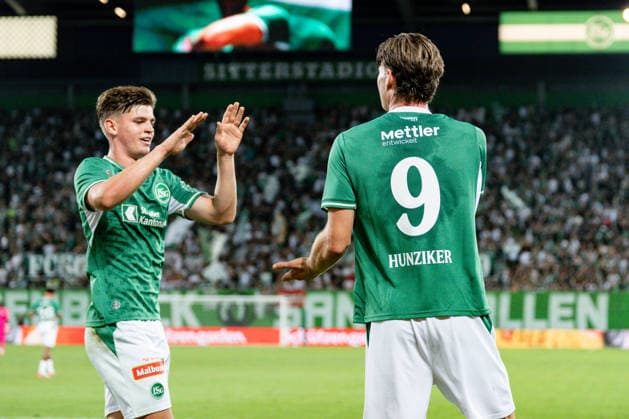Fussball, UEFA Conference League Qualifikation: FC St. Gallen 1879 vs. FC Sheriff Tiraspol - Donnerstag, 13.08.2026 (Berit Sitterstadion, St. Gallen, Schweiz); Andrin Hunziker (9, FC St. Gallen) und Andrin Hunziker (9, FC St. Gallen) jubeln nach dem Tor von Andrin Hunziker (9, FC St. Gallen) zum 3:1, Torjubel, Tor FC St. Gallen 1879 *** Soccer, UEFA Conference League Qualifying Round: FC St. Gallen 1879 vs. FC Sheriff Tiraspol, Thursday, August 13, 2026, Berit Sitter Stadium, St. Gallen, Switzerland, Andrin Hunziker 9, FC St. Gallen, and Andrin Hunziker 9, FC St. Gallen celebrate after Andrin Hunziker 9, FC St. Gallen, scores to make it 3–1; goal celebration; goal by FC St. Gallen 1879 Copyright: xValentinxDomgjonix