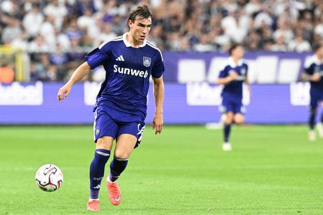 Anderlecht s Mihajlo Cvetkovic pictured in action at a game between Belgian RSC Anderlecht and Greek club PAOK , in Anderlecht, Brussels, Belgium, on Thursday 13 August 2026, a return leg game in the third qualifying round of the UEFA Europa League competition. RSCA won 0-1 the first leg. JILLxDELSAUX  x183318309x