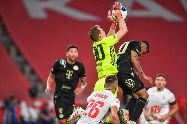 2026.08.13 Zabrze Pilka nozna Liga Europy UEFA Eliminacje 3 Rudna Kwalifikacji Ligi Europy Sezon 2026 2027 Gornik Zabrze - Ferencvaros N z Rafal Janicki, Denes Dibusz Foto Marcin Bulanda PressFocus 2026.08.13 Zabrze Football UEFA European League Qualifying Third Round Season 2026 2027 Gornik Zabrze - Ferencvaros Rafal Janicki, Denes Dibusz Credit: Marcin Bulanda PressFocus NEWSPIX.PL --- newspix.pl 