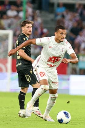 13.08.2026, Zabrze Liga Europy UEFA sezon 2026 27 runda III kwalifikacji, Gornik Zabrze - Ferencvaros Budapeszt - UEFA Europa League football Match season 2026 27 round III qualification Gornik Zabrze - Ferencvaros Budapest Nz. Gabi Kanichowsky Maximilian Dietz Fot. Michal Chwieduk Arena Akcji NEWSPIX.PL --- newspix.pl 