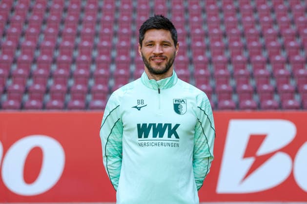 Spiel- und Videoanalyst Benedikt Brust; FC Augsburg 1907 1. BL, Porträttermin 2026 2027, Spielerporträts Augsburg Bayern Deutschland *** Match and Video Analyst Benedikt Brust, FC Augsburg 1907, Bundesliga 1, Photo Shoot 2026–2027, Player Profiles: Augsburg, Bayern, Germany Copyright: ximago kolbert-press ChristianxKolbertx