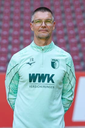 Reha- und Athletik-Trainer, Frank Roßner; FC Augsburg 1907 1. BL, Porträttermin 2026 2027, Spielerporträts Augsburg Bayern Deutschland *** Rehabilitation and Athletic Trainer, Frank Roßner, FC Augsburg 1907 (1. Bundesliga), Photo Shoot 2026–2027, Player Profiles: Augsburg, Bavaria, Germany Copyright: ximago kolbert-press ChristianxKolbertx