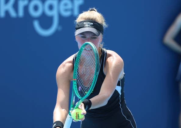 August 13, 2026, Mason, Ohio, USA: MAGDALENA FRECH of Poland during the match against A. Ruzic of Croatia in the first round of tennis tournament WTA, Tennis Damen 1000 Cincinnati Open in Mason, USA. Frech won 6:2, 7:5. Tennis: Cincinnati Open - Magdalena Frech 6:2, 7:5  - ZUMAc278 20260813_zsp_c278_001 Copyright: xMarcinxCholewinskix