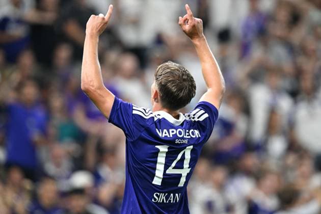 260813 RSC Anderlecht vs PAOK Danylo Sikan (14) of Anderlecht celebrates after scoring the 3-1 goal pictured during the third qualifying round - 2nd leg in the 2026-2027 Uefa Europa League season between RSC Anderlecht and PAOK FC Saloniki from Greece on August 13 , 2026 in Anderlecht, Belgium. (Photo by David Catry Isosport) Anderlecht Belgium  Copyright: xDavidxCatryx 20260813DC2_4586