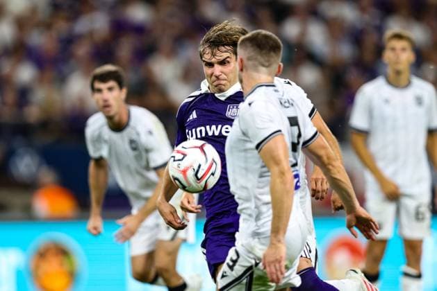 Anderlecht s Mihajlo Cvetkovic is pictured in action during a game between Belgian RSC Anderlecht and Greek club PAOK , in Anderlecht, Brussels, Belgium, on Thursday 13 August 2026, a return leg game in the third qualifying round of the UEFA Europa League competition. RSCA won 0-1 the first leg. BRUNOxFAHY  x183321705x