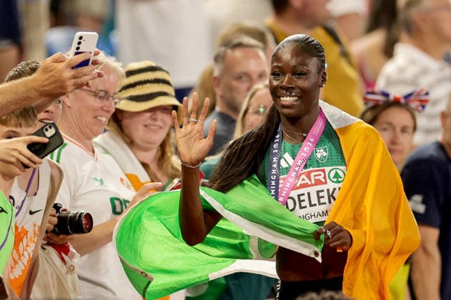 2026 European Athletics Championships, Alexander Stadium, Birmingham, England 13 8 2026 Women™s 200m Final Ireland™s Rhasidat Adeleke interacts with fans after winning a silver medal Rhasidat Adeleke interacts with fans after winning a silver medal 13 8 2026  Copyright: xx 0U6A2660