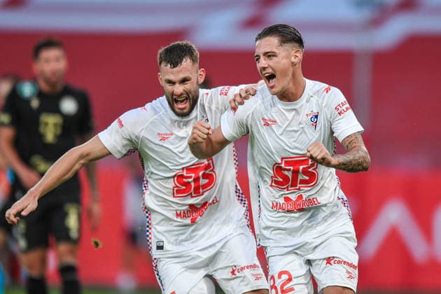 2026.08.13 Zabrze Pilka nozna Liga Europy UEFA Eliminacje 3 Rudna Kwalifikacji Ligi Europy Sezon 2026 2027 Gornik Zabrze - Ferencvaros N z Erik Prekop, Kacper Urbanski, radosc, radosc po golu, radosc po bramce Foto Marcin Bulanda PressFocus 2026.08.13 Zabrze Football UEFA European League Qualifying Third Round Season 2026 2027 Gornik Zabrze - Ferencvaros Erik Prekop, Kacper Urbanski, radosc, radosc po golu, radosc po bramce Credit: Marcin Bulanda PressFocus NEWSPIX.PL --- newspix.pl 