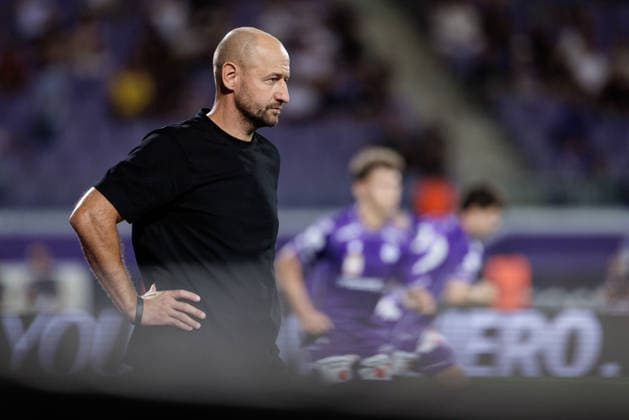 SOCCER - UEFA ECL, A.Wien vs Beita VIENNA,AUSTRIA,13.AUG.26 - SOCCER - UEFA Conference League, qualification, FK Austria Wien vs Beitar Jerusalem. Image shows head coach Stephan Helm (A.Wien).  GEPAxpictures xArminxRauthner