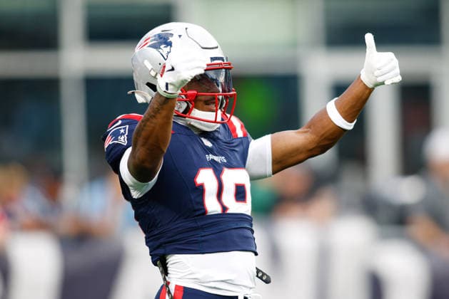 August 13, 2026; Foxborough, Massachusetts, USA; New England Patriots wide receiver Kyle Williams (18) warms up ahead of an NFL, American Football Herren, USA preseason game against the Indianapolis Colts at Gillette Stadium. (c) CSM - ZUMAc04_ 20260813_zma_c04_011 Copyright: xBurtxGranofskyx