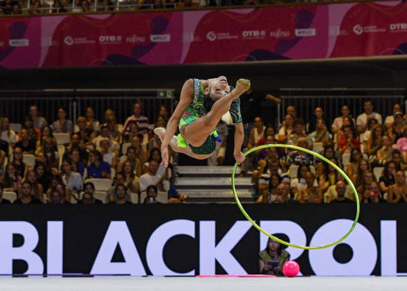 August 13, 2026, Frankfurt, Hesse, Germany: American gymnast MEGAN CHU competes in the 42nd Rhythmic gymnastics, Rhythmische Sportgymnastik, RSG World Championships qualifiers in the Festhalle in Frankfurt, Hesse, Germany on Thursday, August 13, 2026. 2026 Rhythmic Gymnastics World Championships Qualifying  - ZUMAd168 20260813_zsp_d168_206 Copyright: xKaixDambachx
