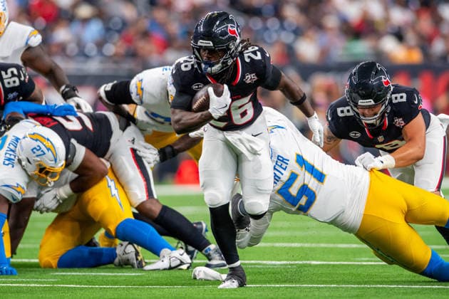 August 13, 2026: Houston Texans running back Noah Whittington (26) carries the ball during a preseason game between the Los Angeles Chargers and the Houston Texans in Houston, TX. .. CSM USA - ZUMAc04_ 20260813_faf_c04_011 Copyright: xTraskxSmithx
