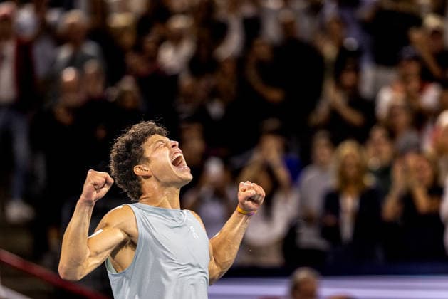 August 13, 2026, Montreal, Quebec, Canada: BEN SHELTON (5) from USA reaction after win over Brandon Nakashima (28) from USA in final at Canadian Open at IGA stadium in Montreal, Quebec, Canada on 2026-08-13 TENNIS: Canadian Open Montreal 2026  - ZUMAl189 20260813_zsp_l189_027 Copyright: xYannickxLegarex