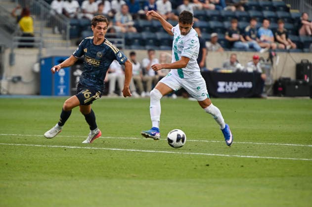August 13, 2026, Chester, Pennsylvania, United States: Santos Laguna player, RAMIRO SORDO (26) in action against Philadelphia Union player, BEN BENDER (16) during the Leagues Cup match at Subaru Park in Chester PA Chester United States - ZUMArf1_ 20260813_zaf_rf1_007 Copyright: xRickyxFitchettx