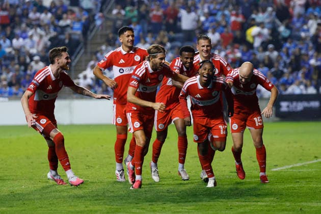 Chicago Fire s Puso Dithejane (2-R) celebrates a goal during a Leagues Cup match between Cruz Azul and the Chicago Fire at SeatGeek Stadium in Bridgeview, United States, 13 August 2026. Leagues Cup: Cruz Azul vs Chicago Fire !ACHTUNG: NUR REDAKTIONELLE NUTZUNG!  Copyright: xKamilxKrzaczynskix AMDEP910 20260814-55021140940_1