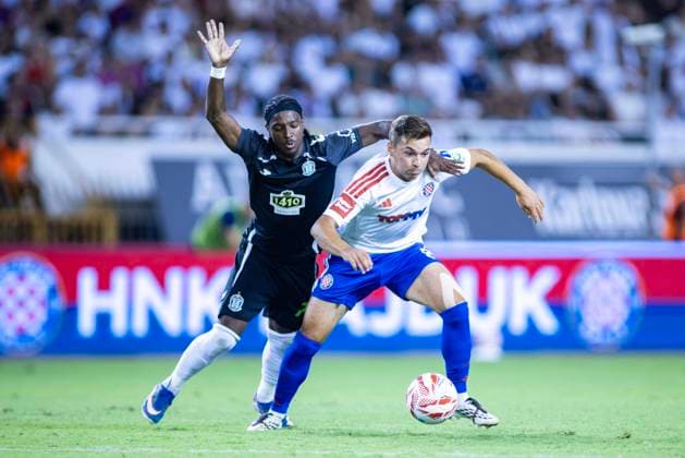 August 13, 2026, Split, Dalmatia, Croatia: Niko Sigur ( HNK Hajduk Split) 8 in action with the ball during the second leg of the UEFA Europa Conference League third qualifying round match between HNK Hajduk Split (CRO) and FK Zalgiris (LTU) at Poljud Stadium. On photo Niko Sigur (HNK HAJDUK SPLIT) 8 and Bryan Teixeira (FK Zalgiris) 70. UEFA Conference League Third Qualifying Round: HNK HAJDUK SPLIT - FK Zalgiris 4:0  - ZUMAp210 20260813_zsp_p210_003 Copyright: xMajaxPrgometx