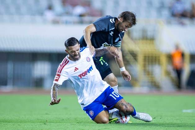 August 13, 2026, Split, Dalmatia, Croatia: Marko Livaja (HNK Hajduk Split) 10 in action with the ball during the second leg of the UEFA Europa Conference League third qualifying round match between HNK Hajduk Split (CRO) and FK Zalgiris (LTU) at Poljud Stadium. On photo Yuri Kendysh (FK Zalgiris) 77 and Marko Livaja (HNK Hajduk Split) 10. UEFA Conference League Third Qualifying Round: HNK HAJDUK SPLIT - FK Zalgiris 4:0  - ZUMAp210 20260813_zsp_p210_018 Copyright: xMajaxPrgometx