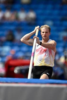 Belgian Ben Broeders pictured in action during the men s pole vault competition on the fifth day of the European Athletics Championships (August 10-18) in Birmingham, United Kingdom, on Friday 14 August 2026. ERICxLALMAND  x183357605x