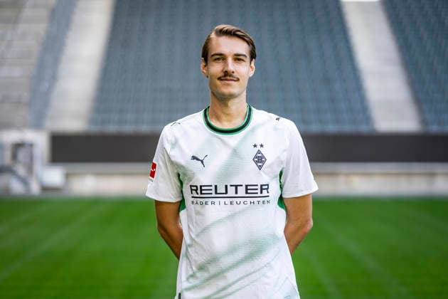 Florian Neuhaus Portrait 2026 2027 Borussia Mönchengladbach am 28.07.2026 1.BL Porträttermin 2026 2027 *** Florian Neuhaus Profile 2026–2027 Borussia Mönchengladbach on July 28, 2026, Bundesliga Profile Session 2026–2027